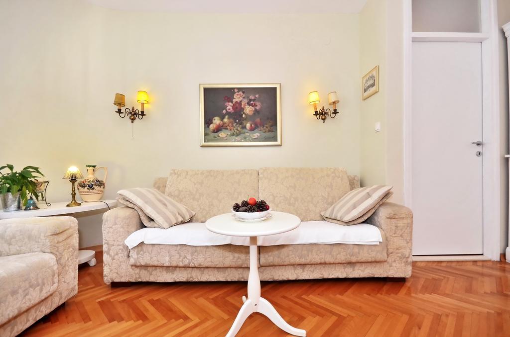 Apartments Zoran スプリト 部屋 写真