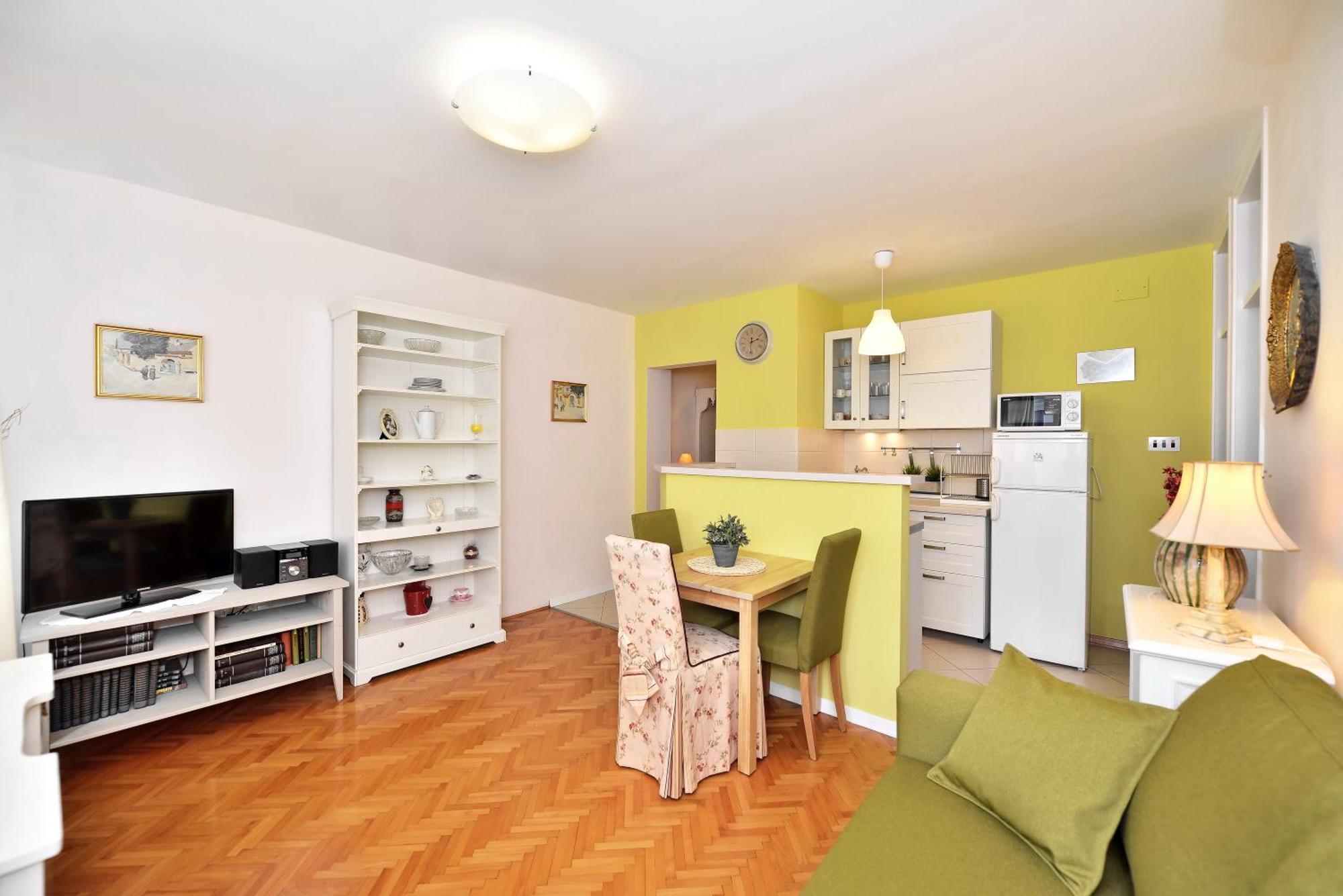 Apartments Zoran スプリト 部屋 写真